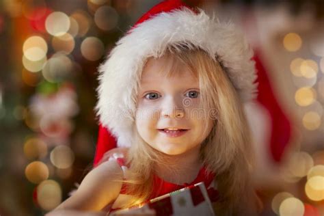 Little Girl At Christmas Eve Stock Image Image Of Expression Magic