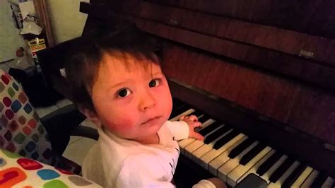 Baby Playing Piano Talented 10 Month Old Playing Piano Youtube