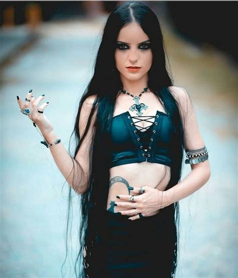 Metal Goth And Alt Girls Metalgothaltofficial No Instagram “follow Meninadolado Model