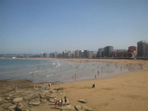 Foto Playa De San Lorenzo Gijón Asturias España