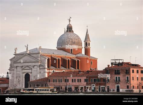 Iglesia Del Santísimo Redentor Venecia Fotografía De Stock Alamy