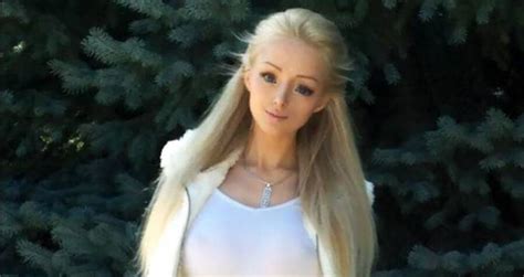 Surreal Photos Of Valeria Lukyanova The Human Barbie Doll