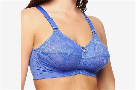 The Best Wireless Bras For Large Breasts 2018