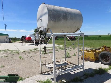 Butler Fuel Tank On Stand Bigiron Auctions