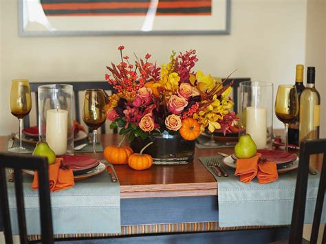 With so many forks, glasses, and plates, setting a table for a formal event can be a confusing task. Decorating Thanksgiving table tips and tricks | Interior ...