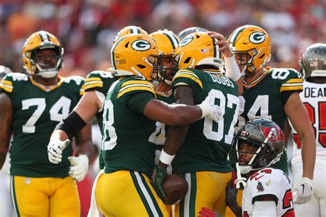 Packers Snap Counts Versus The Bucanneers Week Three