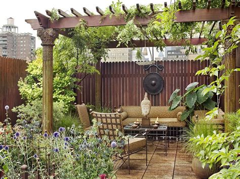 Private Garden Paradise In Chelsea Urban Garden Garden Design