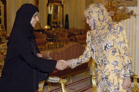 Brunei Resources Photographs Of Her Majesty Raja Isteri