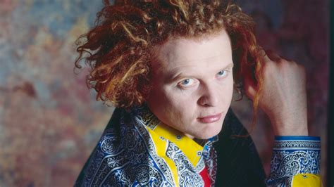 QUIZ: How well do you know Simply Red song lyrics? - Smooth