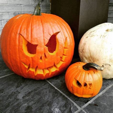 10 Carving Ideas For Small Pumpkins Decoomo