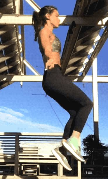 Jump Ropes Just Add An Extra Bounce To These Girls 22 Gifs Izismile
