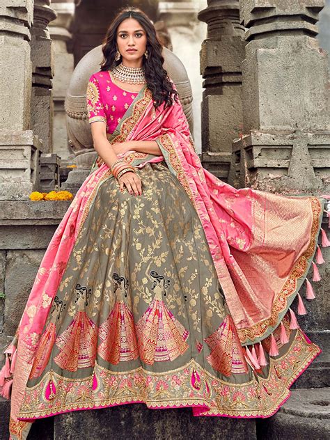 Lehenga Choli Shopping Buy Wedding Lehengas Online In India Latest
