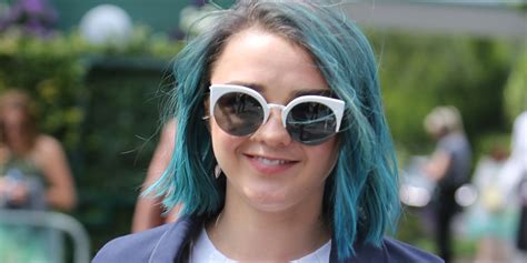 Maisie Williams Debuts Mermaid Blue Hair Color Maisie