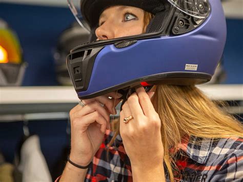 How To Wear A Motorcycle Helmet Correctly