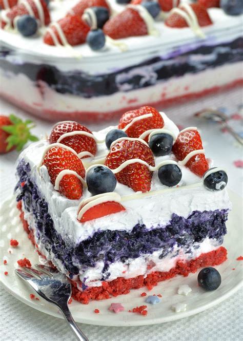 No Bake Summer Berry Lasagna Is Easy Summer Dessert Recipe For Refreshing Sweet Treat Red White