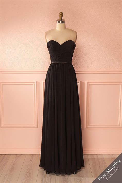 Many people wear corset dresses for back support and for correcting their. Myrcella Black (With images) | Corset back wedding dress ...
