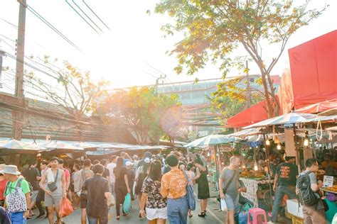 Markets of Bangkok: Chatuchak Weekend Market | Explore Shaw