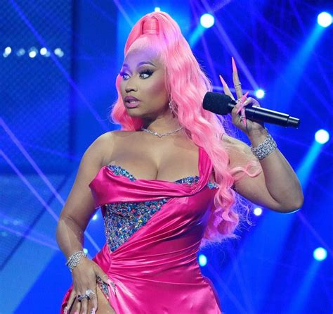 Nicki Minaj Is Performing After Her Song Was Pulled From The Grammys Newsliveflorida Com
