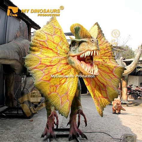 Jurassic Park Dinosaur Spitter Animatronic Dilophosaurus