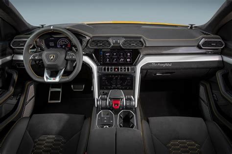 Lamborghini Urus 2021 Interior Layout Dashboard And Infotainment Parkers