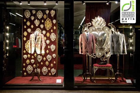 A luxury brand that is distinguished by its. » Dolce & Gabbana Windows 2015 Spring, Paris - France