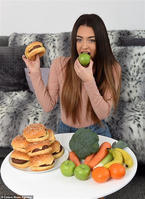 Warwickshire Teen Caitlin Braithwaite Only Ate Burgers For 14 Years