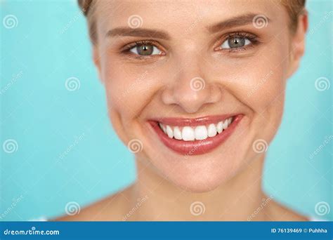 Beautiful Smile Smiling Woman With White Teeth Beauty Portrait Stock Image Image Of People