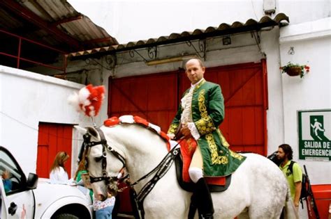 Detalles de la ficha del torero antonio ribeiro telles. Farpas Blogue: António Ribeiro Telles amanhã em Medellin ...