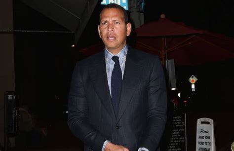 Alex Rodriguez Lost 500k In Jewelry And Electronics After His Rental Car Was Broken Into Complex