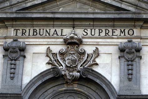 El Tribunal Supremo Declara Nula La Clausula Contenida En Un Contrato