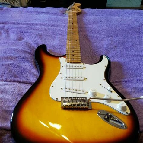 Squier By Fender Sunburst Stratocaster Big Headstock Model Hobbies