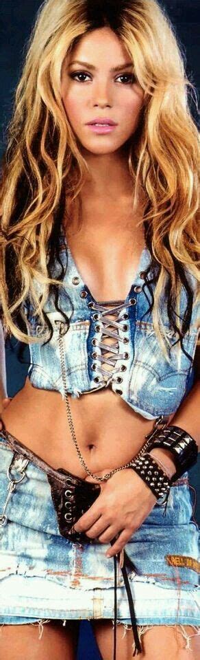 Born and raised in barranquilla. Shakira | Denim fashion, Shakira, Denim design