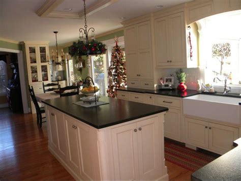 Cambrian Black With Antique Cabs Kitchen Cabinets And Countertops
