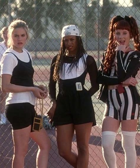 Recreate the best clueless outfits and you'll feel like you're back in the '90s. Iconic Clueless Fashion That's Back On Trend | The Zoe ...