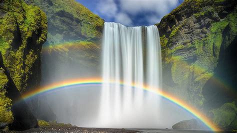 Cascada Doble Arco Iris En Islandia Arco Iris Roca Cielo Piscina Musgo Fondo De Pantalla