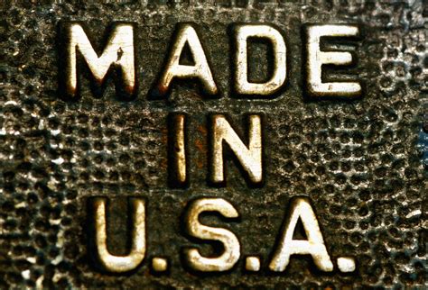 A Brief History Of The American Manufacturing Industry Infographic