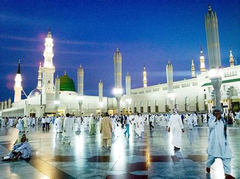 Beautiful view of masjid nabawi. Kumpulan Foto dan Gambar Masjid Nabawi di Madinah ...