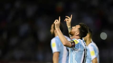 Spot On Messi Fires Argentina Over Chile In World Cup Qualifier World