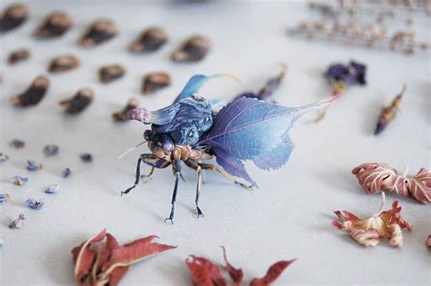 Keren Seniman Jepang Ini Ciptakan Patung Serangga Dari Bentuk Daun
