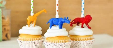 Karas Party Ideas Diy Jungle Animal Candle Cupcake