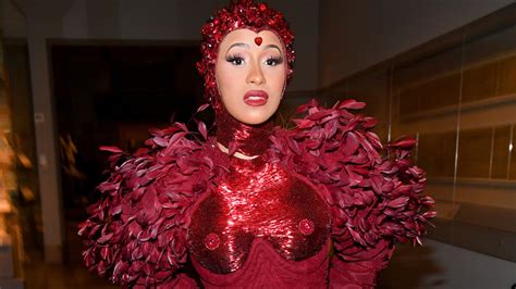 Met Gala The Most Outrageous Outfits Of All Time