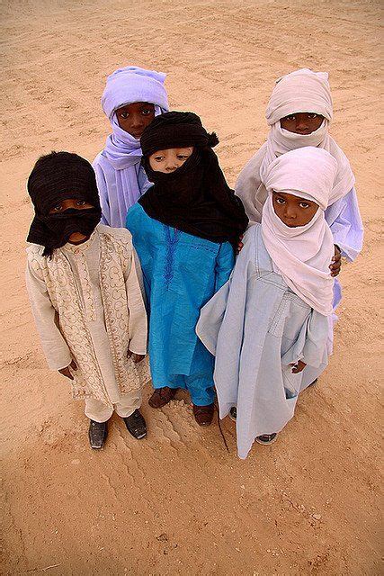 A Group Of Tuareg Children Posing For The Camera Tuareg People