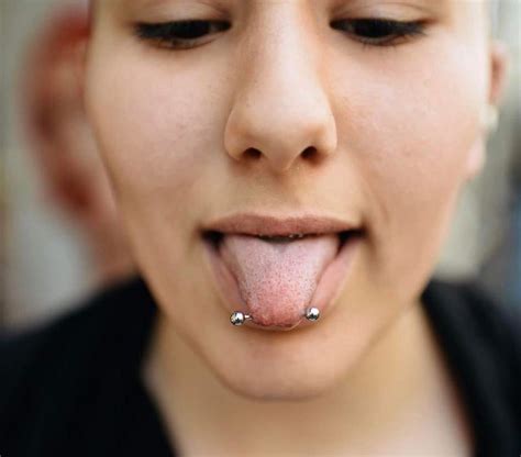 lista 104 foto foto de piercing en la lengua lleno