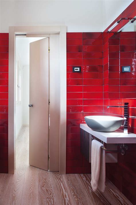 Scopri prezzi, cataloghi e tutte le novità Come scegliere la porta scorrevole per il bagno by Eclisse ...