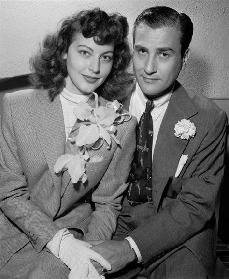 Ava Gardner And Artie Shaw Posing Together The Day After Their Wedding On 18th October 1945