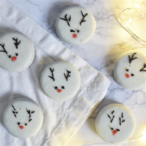 La escuela del mundo al revés), originally published in spanish in 1998, was written by eduardo galeano, a uruguayan author who was greatly impacted by the political turmoil during the 20th century military regimes in latin. reindeer cookies - Anne Travel Foodie