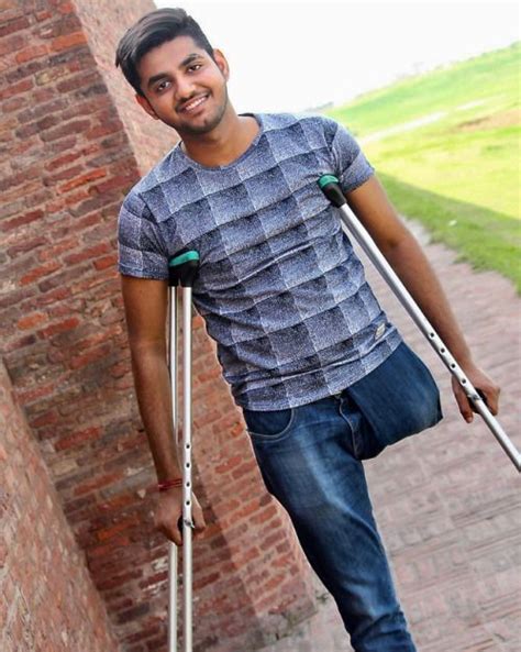 Shoulder Crutching Raj Amputee Model Amputee Men