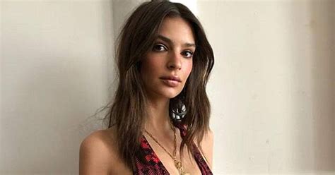 Emily Ratajkowski Leaves Little To The Imagination As She Poses Topless