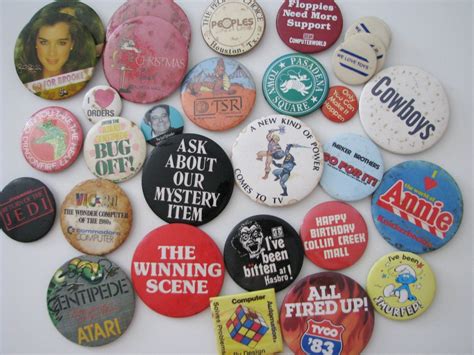 S Mall Pin Buttons Lot Of Vintage Pin Back Button