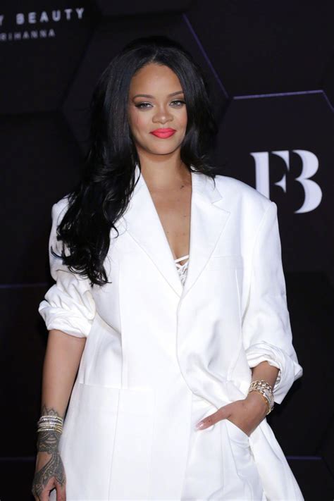 Rihanna was born robyn rihanna fenty on february 20, 1988 in st. RIHANNA at Fenty Beauty Artistry Beauty Talk with Rihanna ...